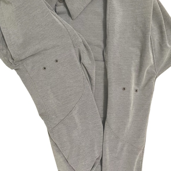 lululemon athletica Men's Casual Gray Button Down Shirt - Picture 3 of 8